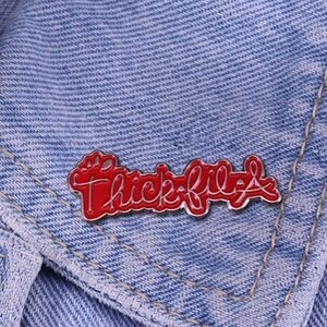 🍗Thick-fil-a enamel pin 